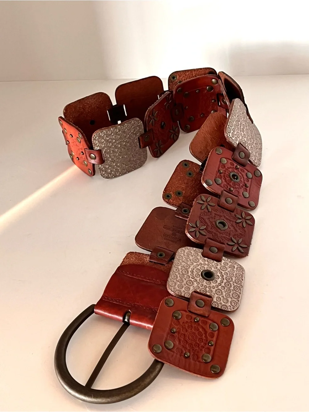 Vintage Fossil Tooled Leather Patchwork Belt Boho Studded Floral M Red Brown